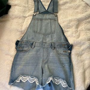 Old navy kids XL (14) overalls